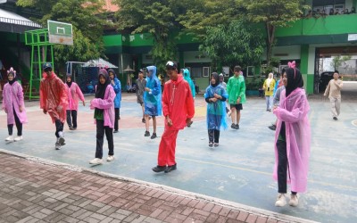 Semarak Lomba Senam Antar Kelas SMP Negeri 1 Papar: Mewujudkan Generasi Sehat, Aktif, dan Berkarakter